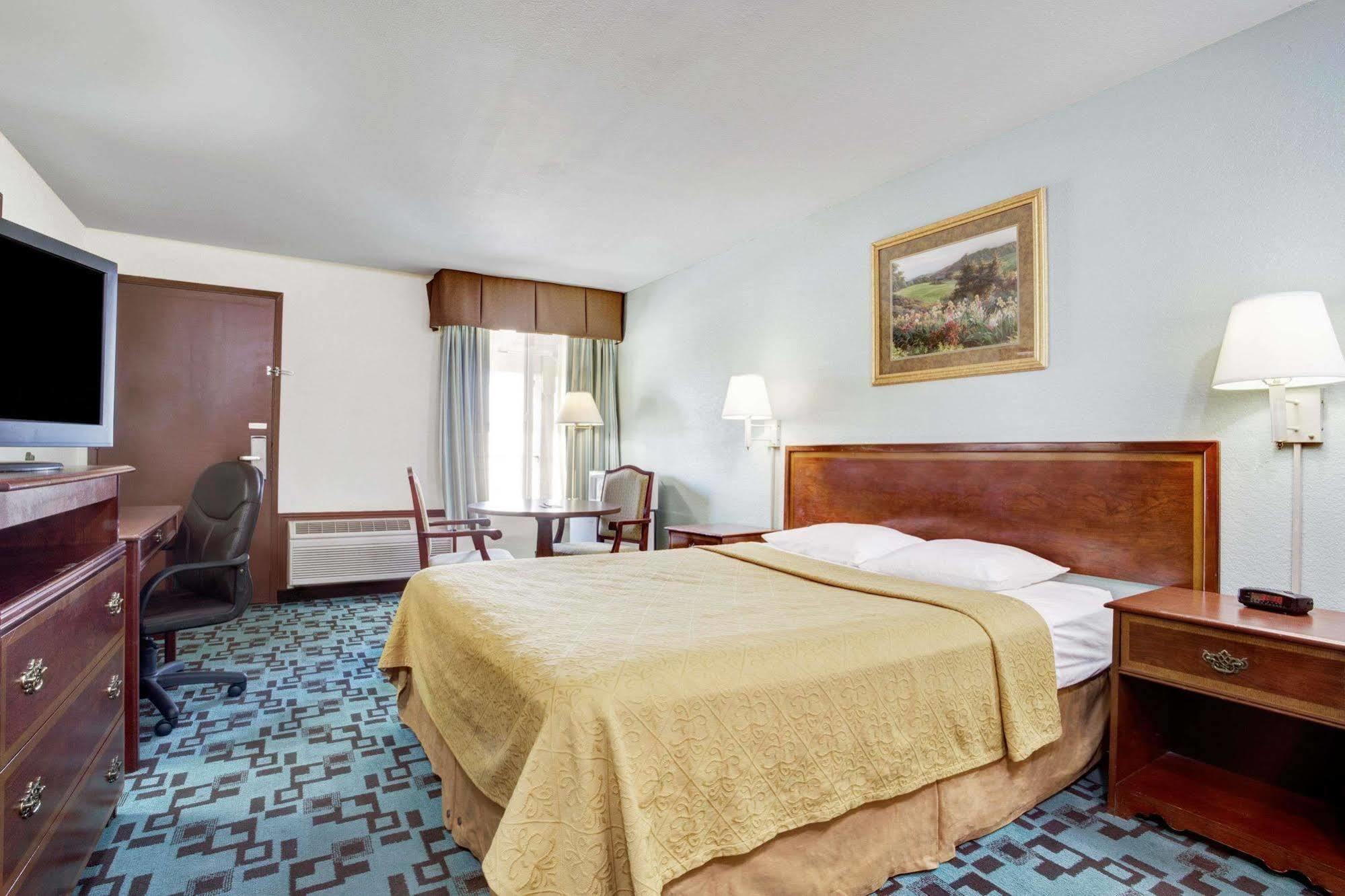 Super 8 Creswell/South Eugene Hotel Kültér fotó
